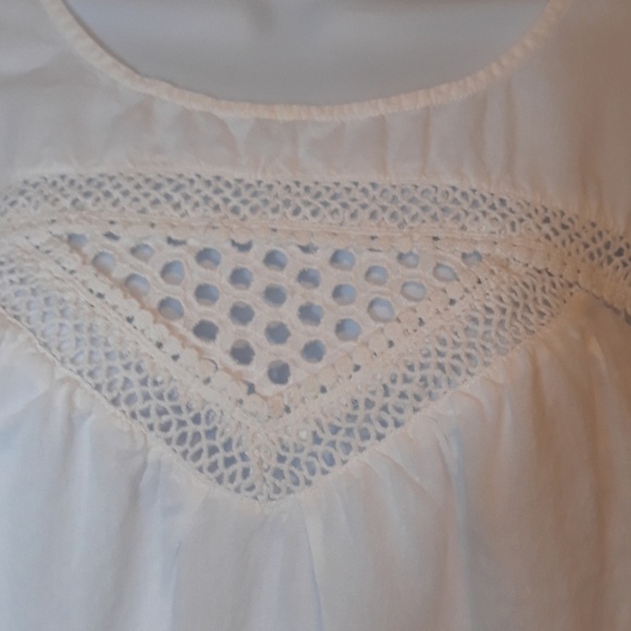 Jessica Simpson top. - Picture 3 of 7